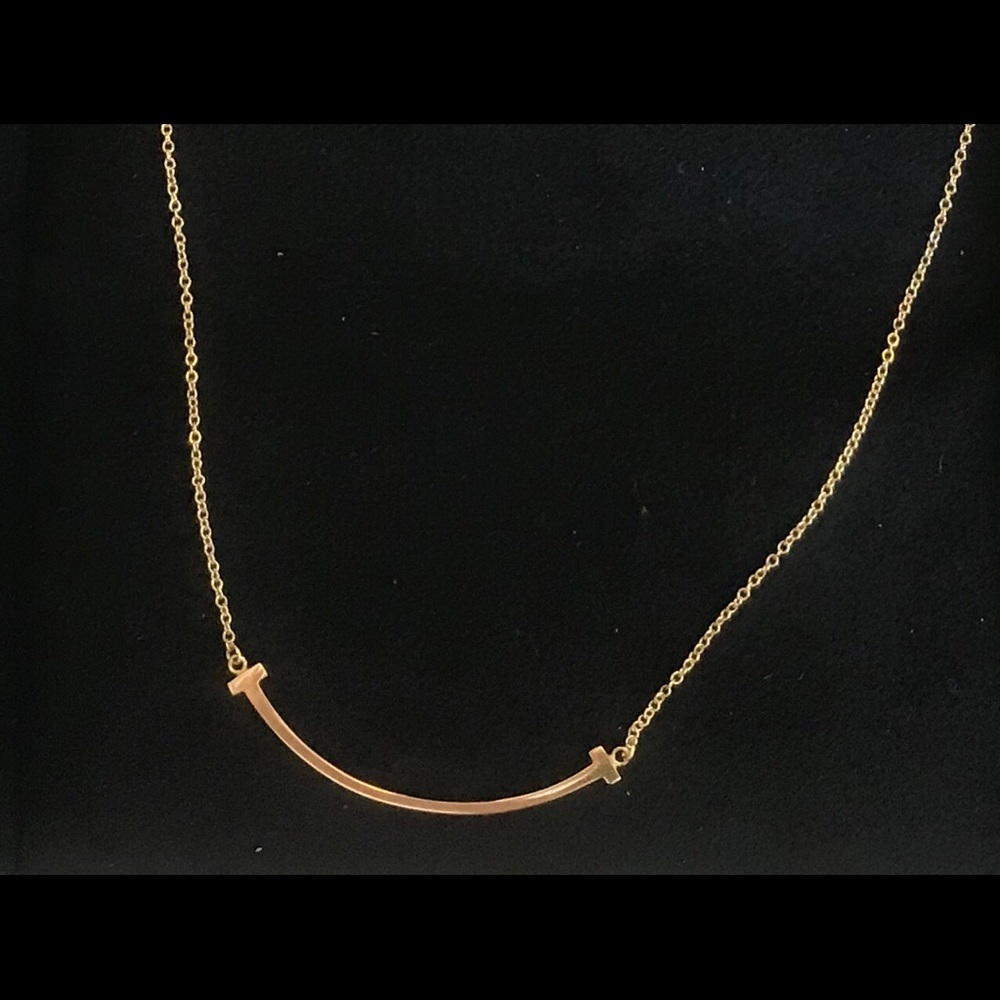 18K Gold Tiffany T Smile Pendant 18in